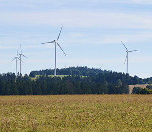 D’ici 2050, la Suisse doit ériger des centaines d’éoliennes